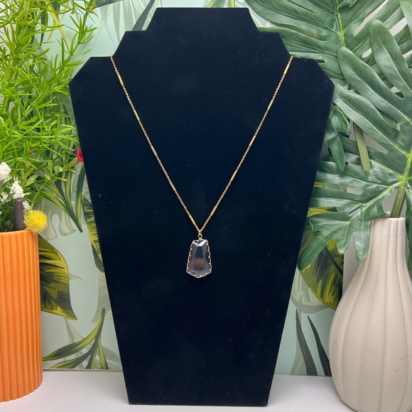 Boho Chic Classic Gold Necklace - Artsy Chic Long Pendant Necklace - Picture 15 of 17